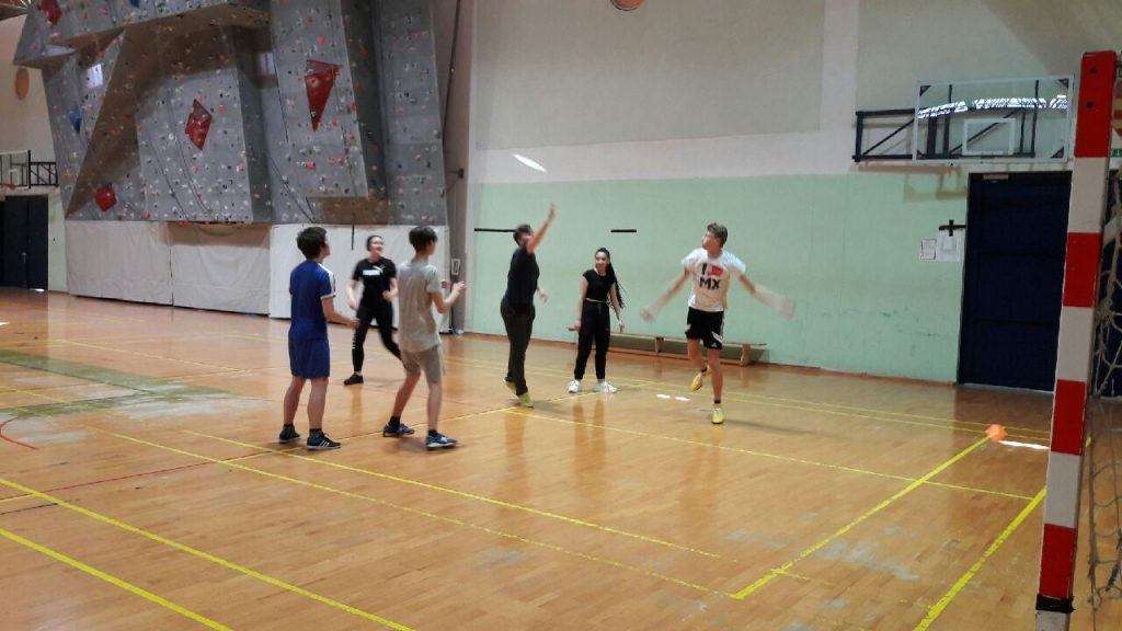 frisbee (2)